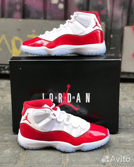 Nike air jordan 11 retro cherry