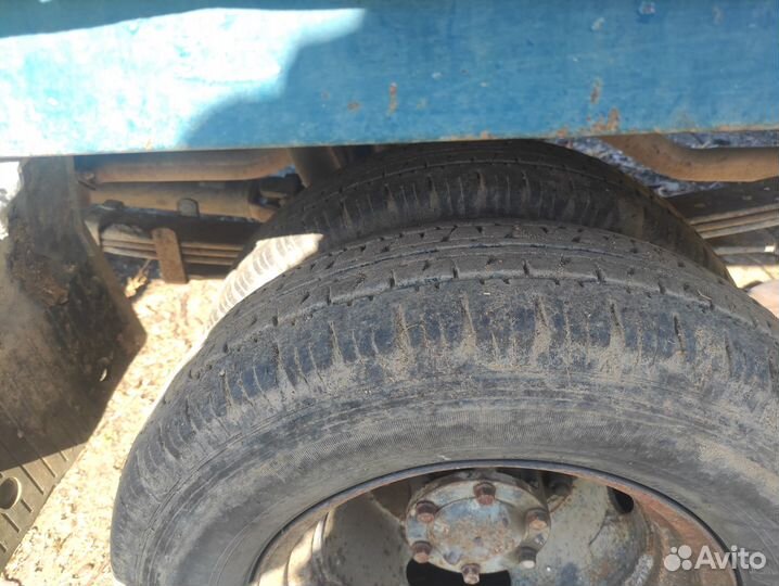 Kia Titan, 2001