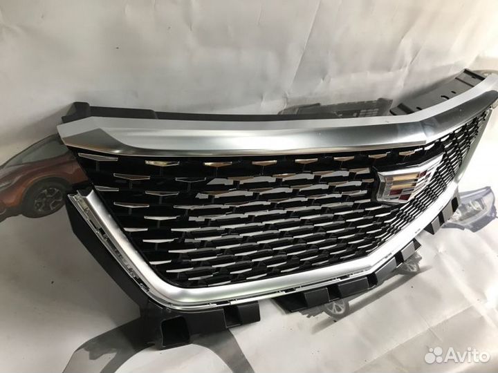 Решетка радиатора Cadillac Xt6