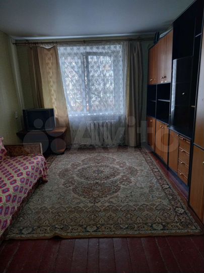 Комната 18 м² в 4-к., 5/5 эт.