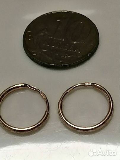 Золотые серьги