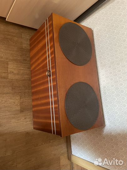 Продам тумбу