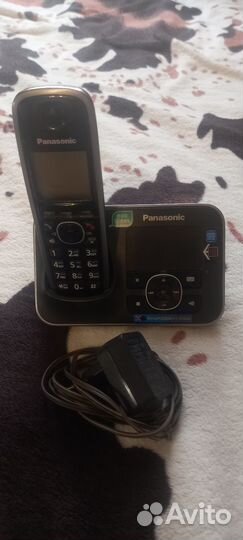 Телефон panasonic