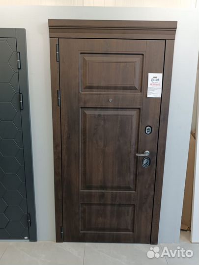 Входная дверь Порта