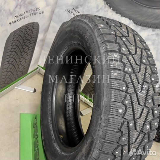 Pirelli Ice Zero 295/40 R21 111H