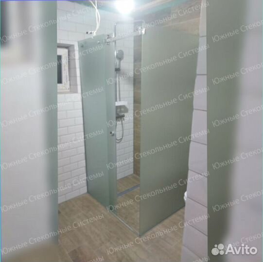 Душевая кабина из стекла 110х80