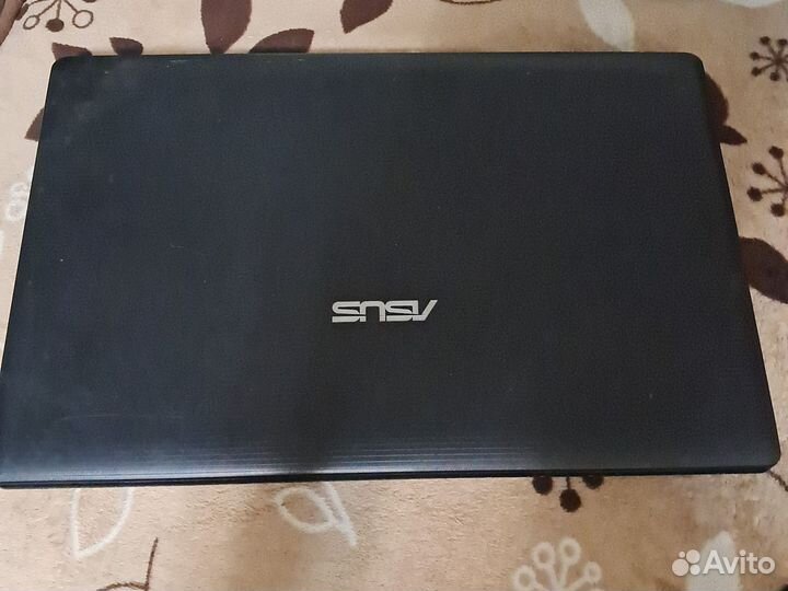 Ноутбук asus