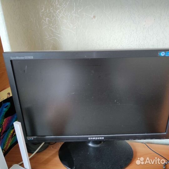 Монитор Samsung SyncMaster EX1920