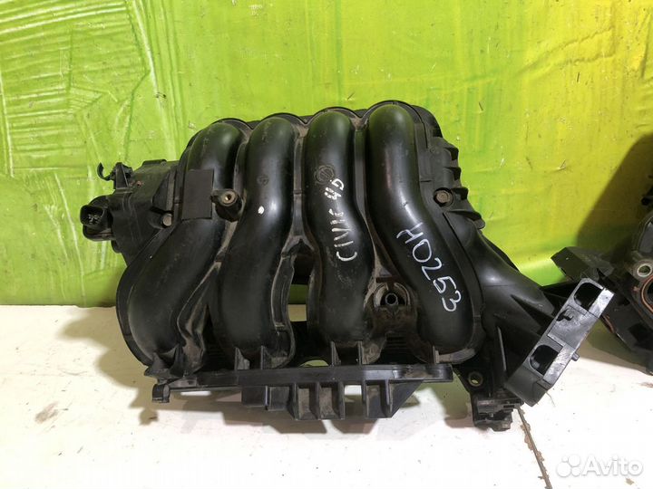 Впускной коллектор Honda Civic 4D 17100rnaa00