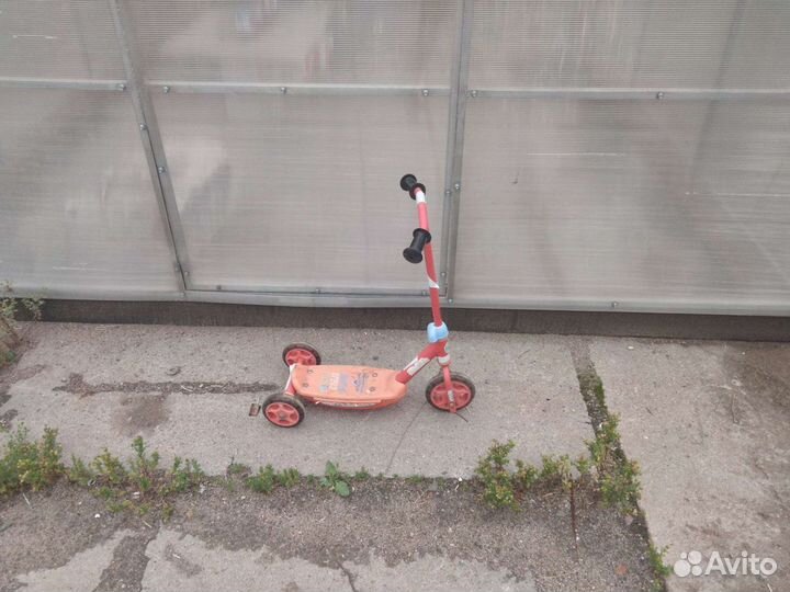 Самокат детский бу 3х колесный