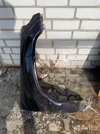 Передне правое крыло niva chevrolet