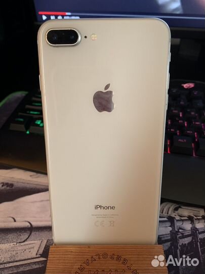 Телефон iPhone 8 plus