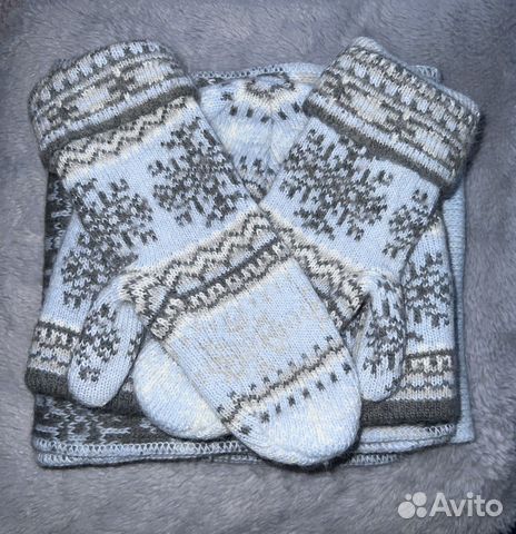 Зимний комплект шапка/шарф/варежки