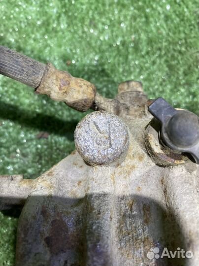 Суппорт kia ceed ed задний правый