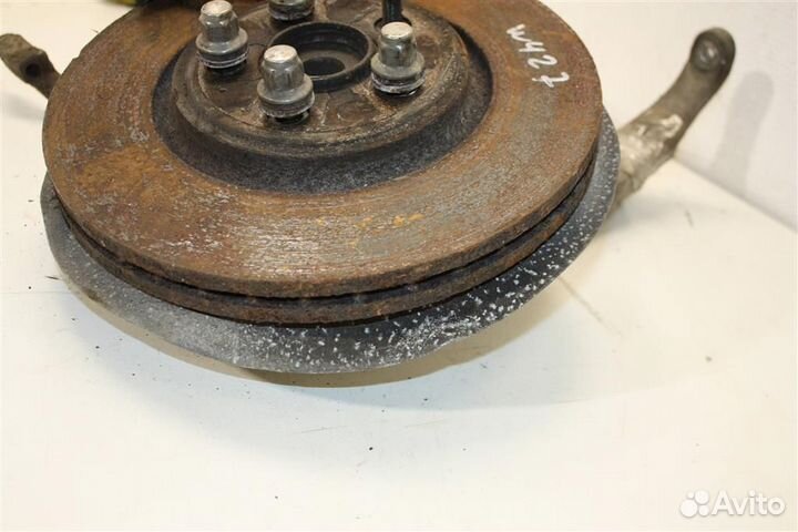 Кулак поворотный передний правый Jaguar S-type