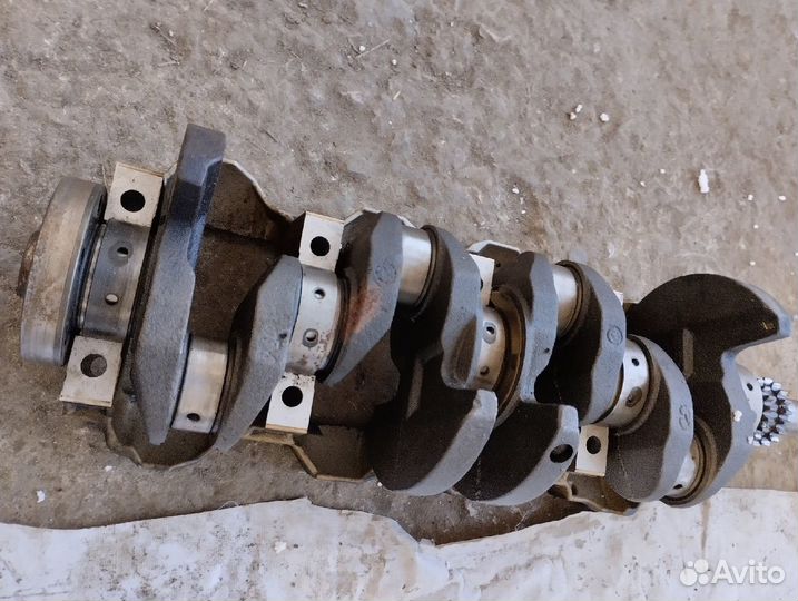 Коленчатый вал Mazda 3 BK 1.6 z601