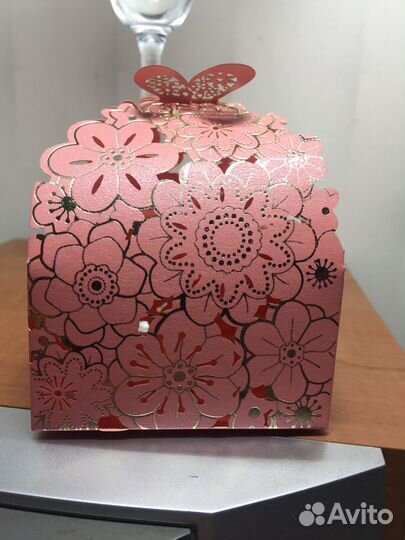 Бонбоньерки коробочки под подарки