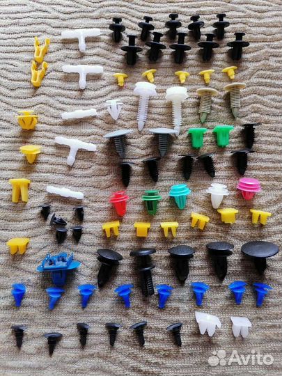 Клипсы автомобильные