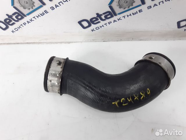 Патрубок интеркулера Volkswagen Touran 2.0 TDI BKD