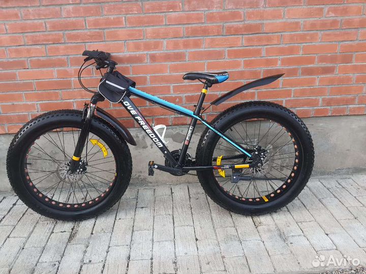Велосипед фэтбайк love freedom sport 26'' 21ск