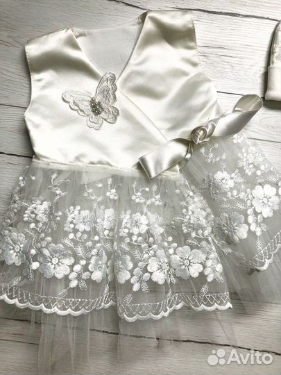 Комплект на выписку из роддома для девочки