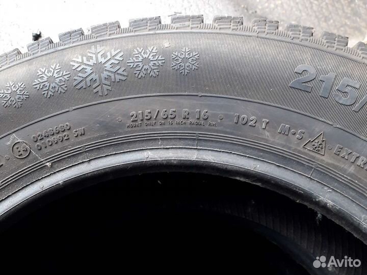 Continental Conti4x4IceContact 215/65 R16 102T