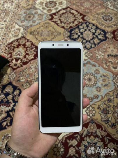 Xiaomi Redmi 6, 3/32 ГБ