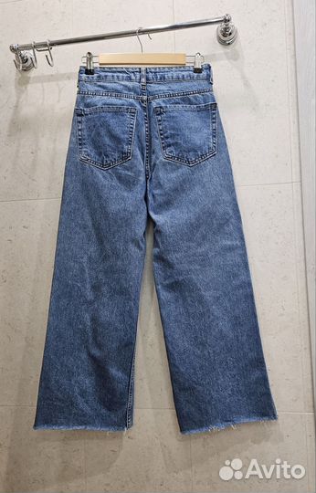 Джинсы кюлоты S широкие с заклепками