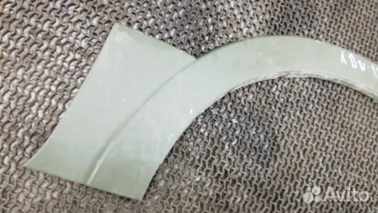 Молдинг крыла переднего правого mitsubishi pajero
