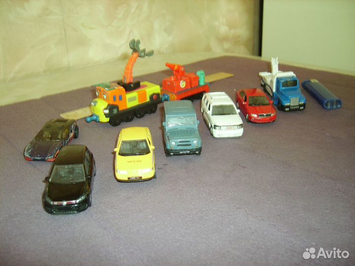 Модельки машинок