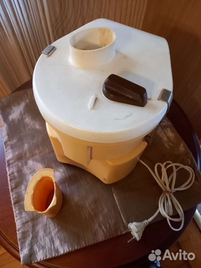 Соковыжималка Журавинка