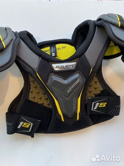 Нагрудник хоккейный bauer 1s