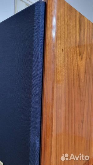 Акустические колонки jbl полочники