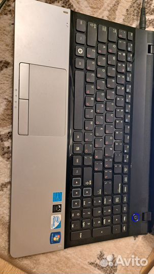 Ноутбук Samsung