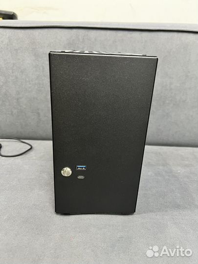 Корпус mini itx 4,7 L, райзер 4.0
