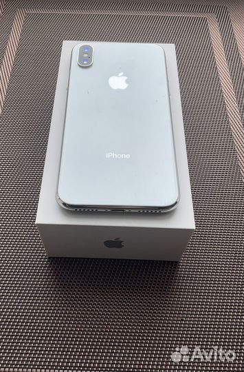 iPhone X, 256 ГБ