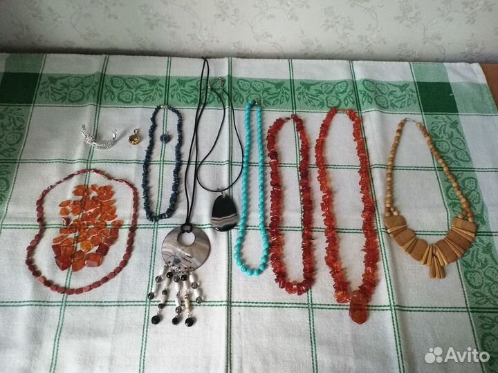 Бусы подвески кулоны брошь