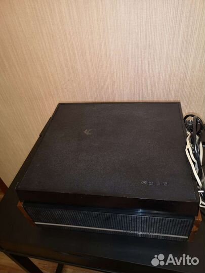 Катушечный магнитофон