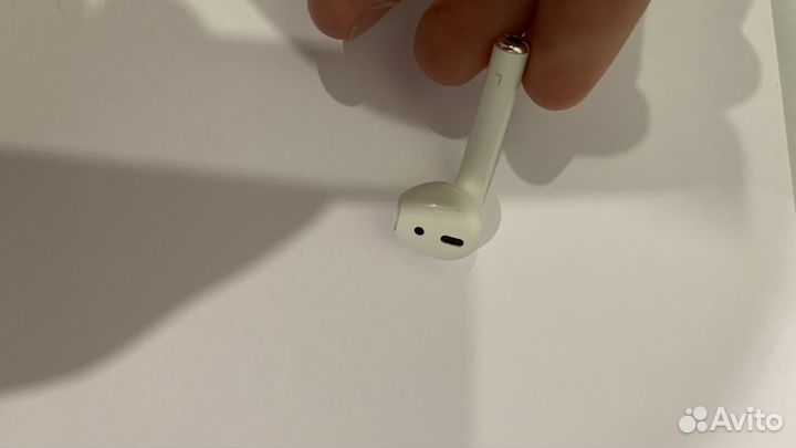 Наушник AirPods 1-поколения (левый/оригинал)