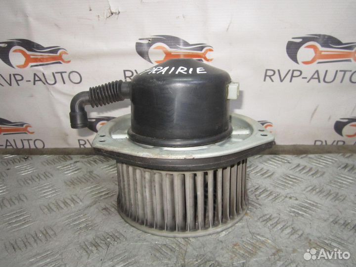 Моторчик отопителя Nissan Prairie M11 1988-1995