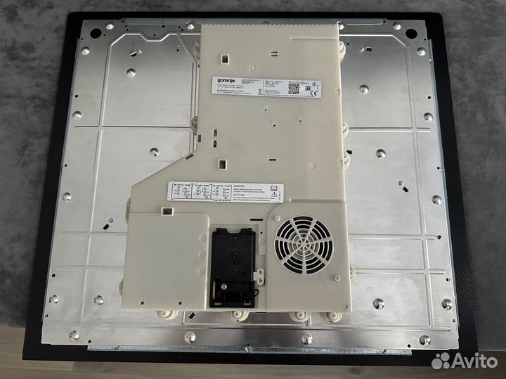 Индукционная варочная панель gorenje it640bsc