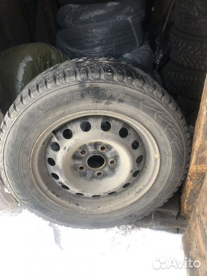 Nokian Tyres Nordman 5 205/65 R15