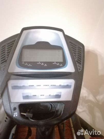 Полу профессиональный эллиптический тренажер