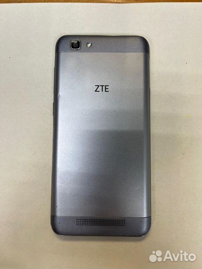 ZTE Blade A610, 2/16 ГБ