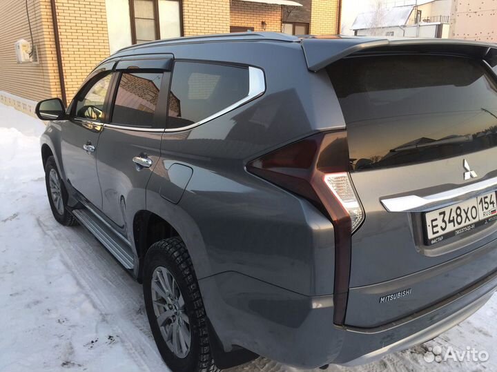 Ветровики, Дефлектор капота Mitsubishi Pajero Spor