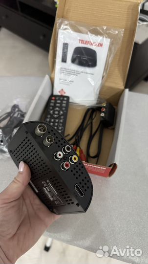 Продам тв приставку