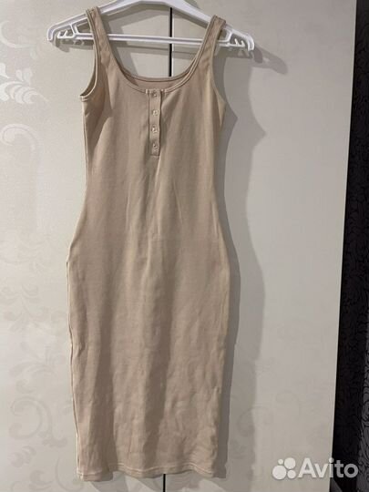 Платье в рубчик