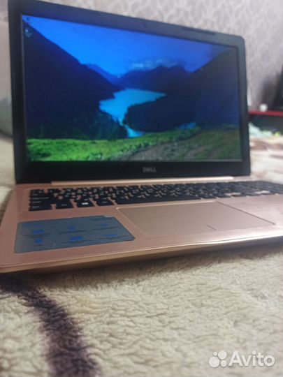 Ноутбук Dell Inspiron