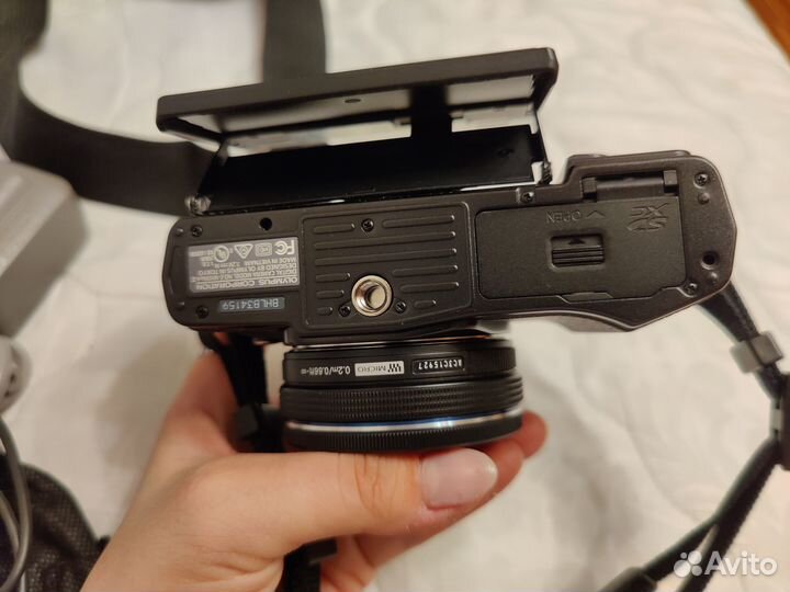 Фотоаппарат Olympus OM-D E-M10 Mark II Kit