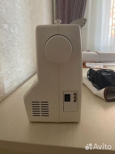 Швейная машина Janome ms100